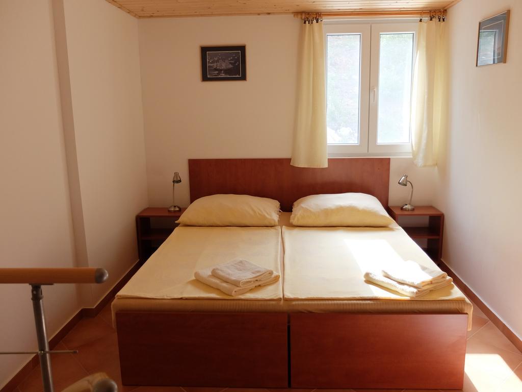 Apartments Sunce Brna Habitación foto